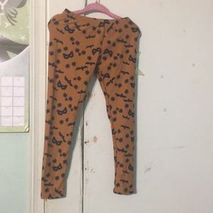 Nwt size 3/4 leggings